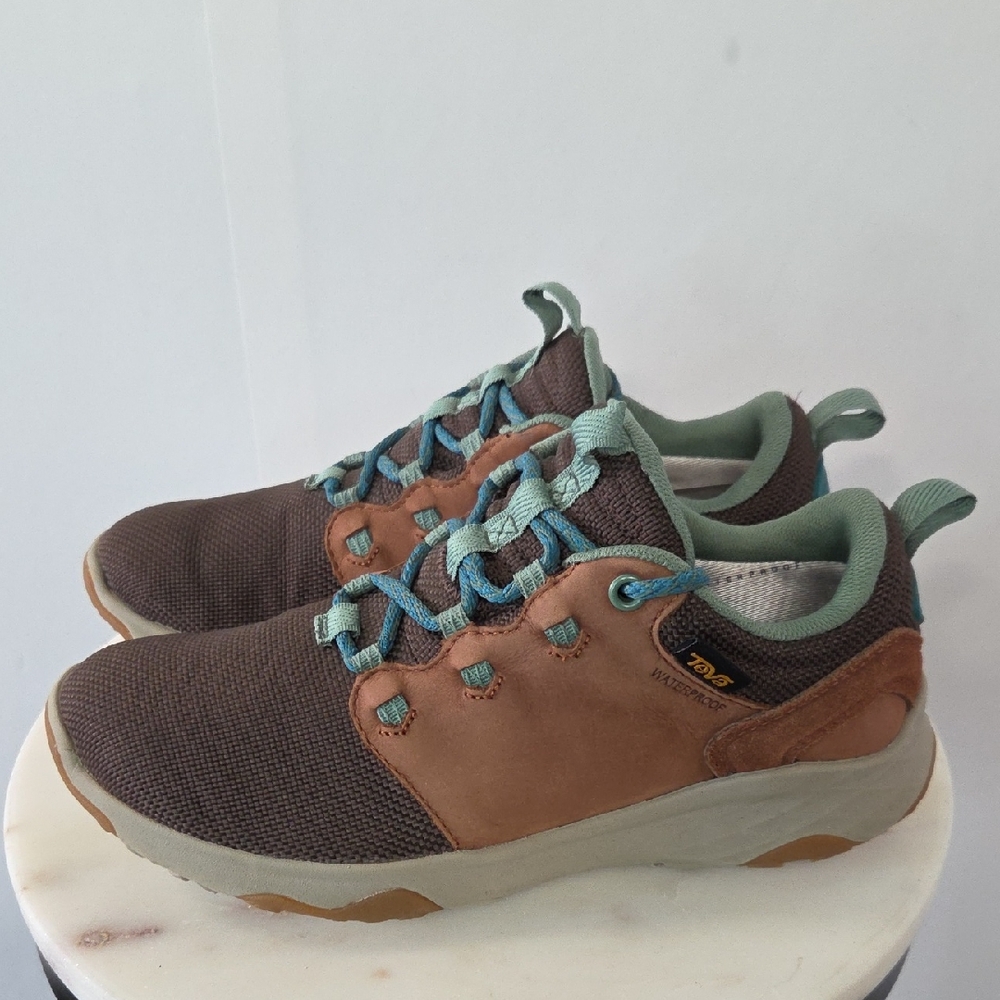 Teva Women's Brown and Teal Waterproof Sneakers Size 6.5